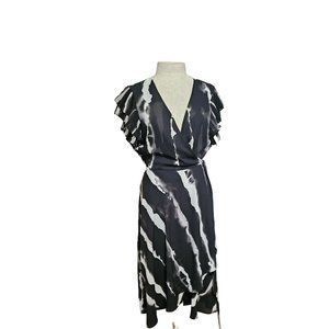 Halston‎ flutter sleeve Wrap Dress pleated layered sleeve Size Medium abstract
